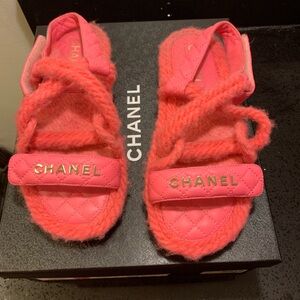 Chanel hot pink sandal sz 37
